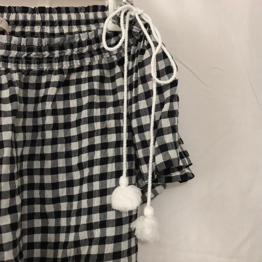 Plaid off the shoulder top - Picture 2 of 3